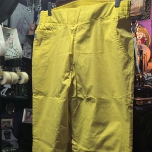 Unform Advantage Bright Yellow Scrub Pants